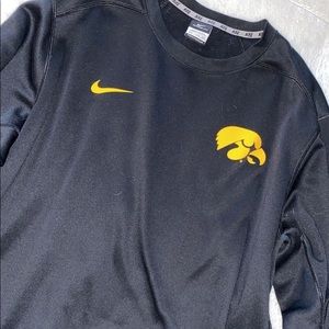 Men’s Nike crew neck